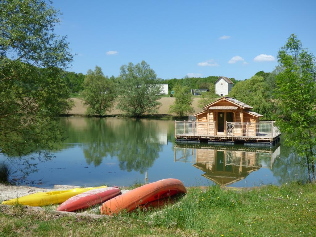 Отель Cabanes Flottantes Du Lac De Pelisse Douzains Экстерьер фото